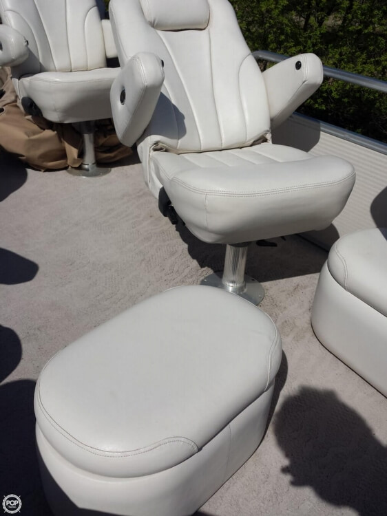 Sold Premier Pontoons RE 250 Grand Majestic Boat in Pierre, SD