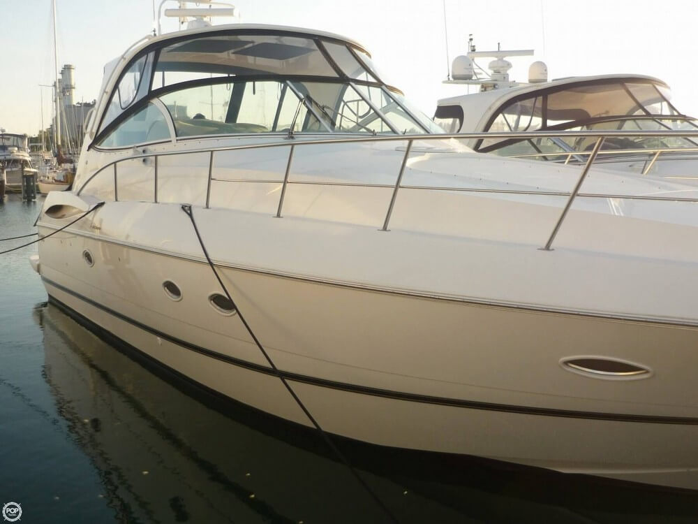 Sold Cruisers Yachts 4370 Express Boat in Sheboygan, WI 135641 Pop