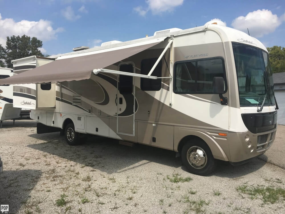 Sold Southwind 32V RV in New Palestine, IN 157865 Pop Sells