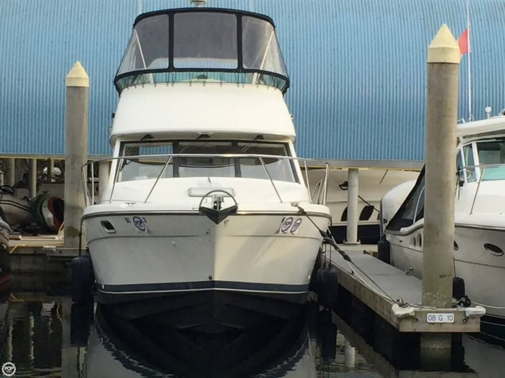 Inactive Bayliner 3388 Boat in West Vancouver, BC 160044 Pop Sells