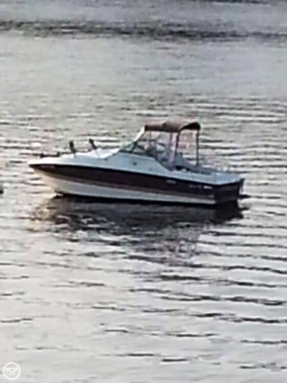 Sold Wellcraft 255 Suncruiser Boat in Croydon, PA 165118 Pop Sells