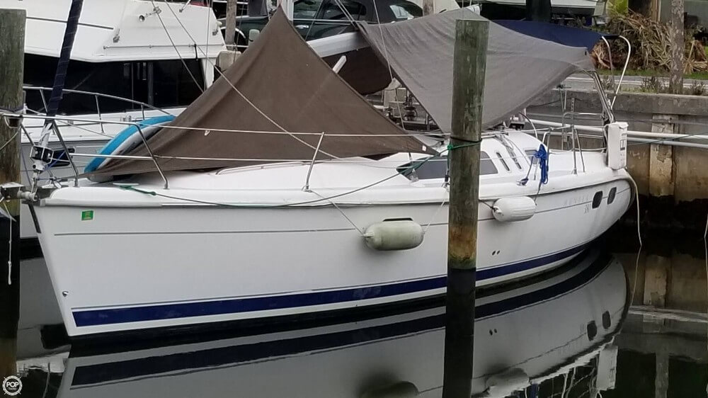 Sold Hunter 380 Boat In Dania Beach Fl