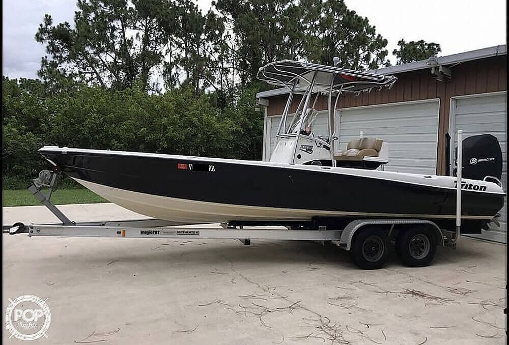 2006 Triton 240 LTS Pro in Malabar, Florida Pop Sells