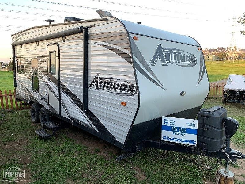 Inactive Attitude 19FB Toy Hauler RV in Chula Vista, CA 200444 Pop