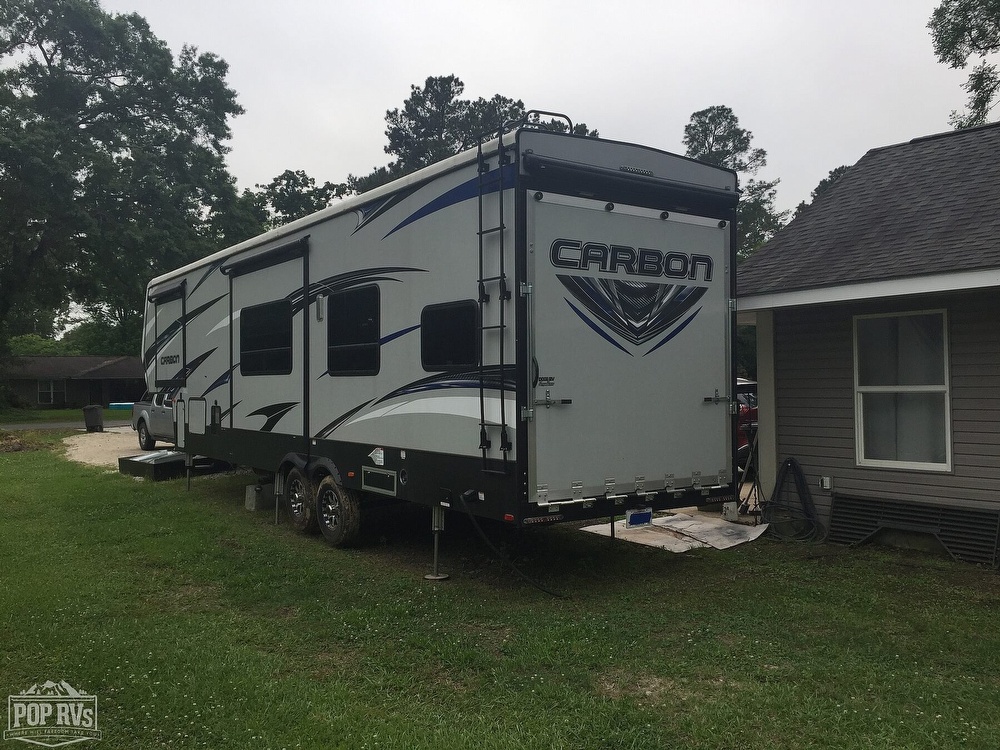Sold Carbon Fifth Wheel RV in Baton Rouge, LA 208197