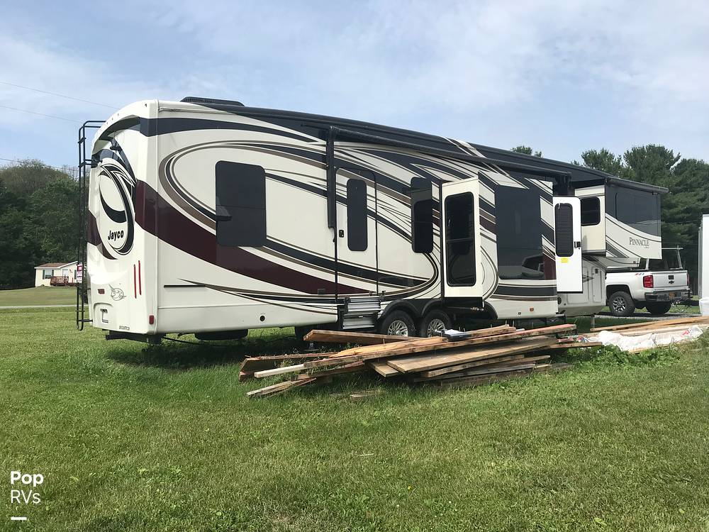 Inactive Pinnacle 38FLSA RV in Dansville, NY 246842 Pop Sells