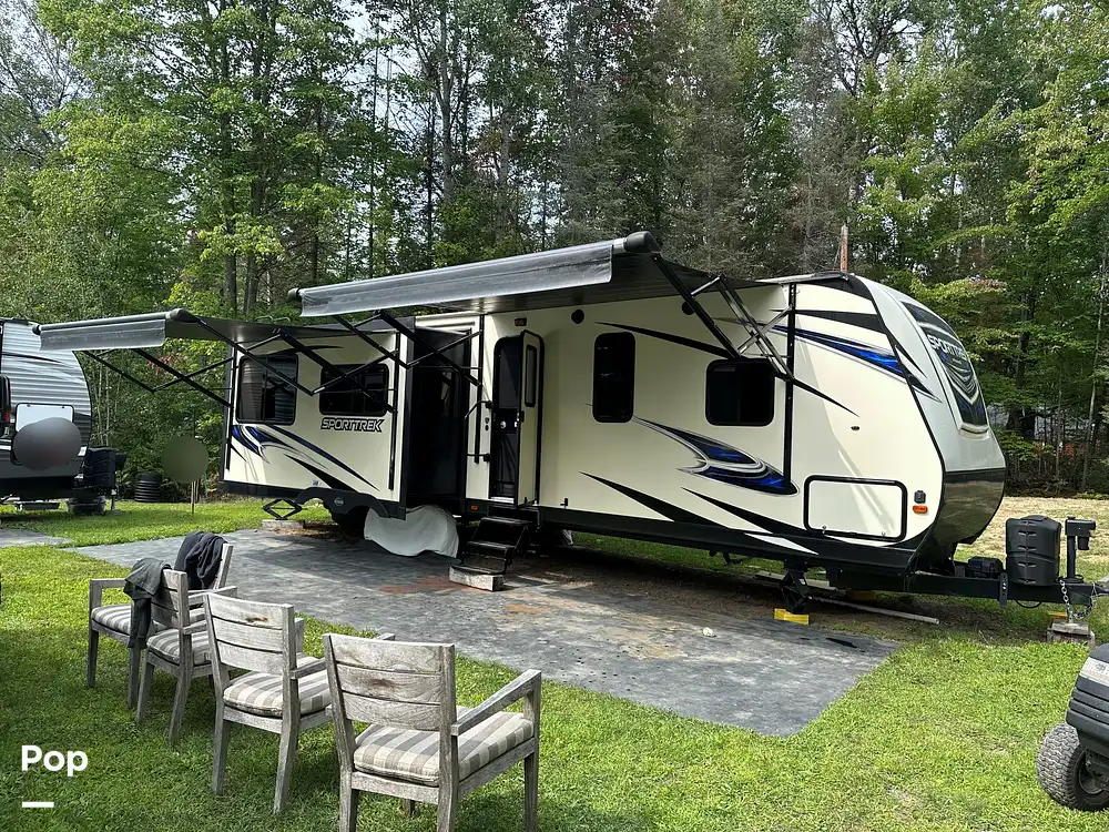 SportTrek 312VRK RV for sale in Houghton Lake, MI for 28,499 283191