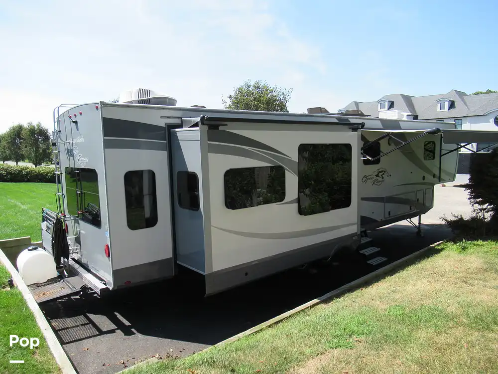 Inactive Open Range 371MBH RV in East Moriches, NY 297660 Pop Sells