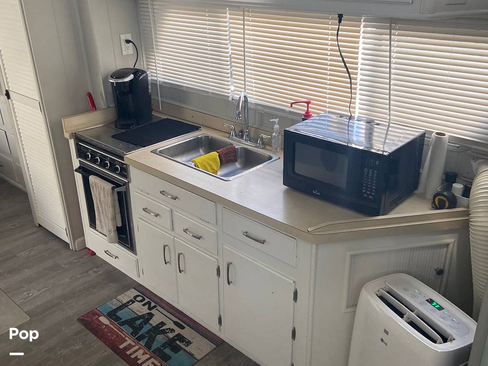 Houseboats For Sale by owner | 1987 Gibson 44
