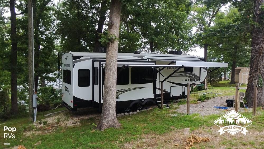 Sold Brookstone 310RL RV in Gravois Mills, MO 298714 Pop Sells