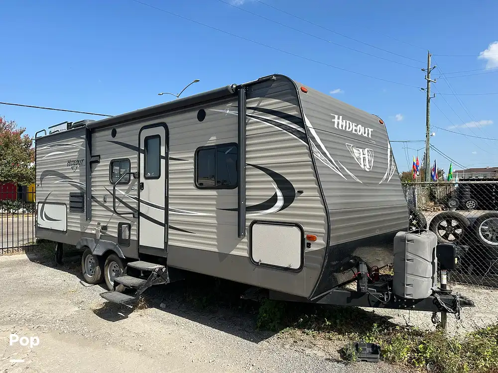Hideout 22KBSWE RV for sale in Houston, TX for 17,750 300956 Pop Sells