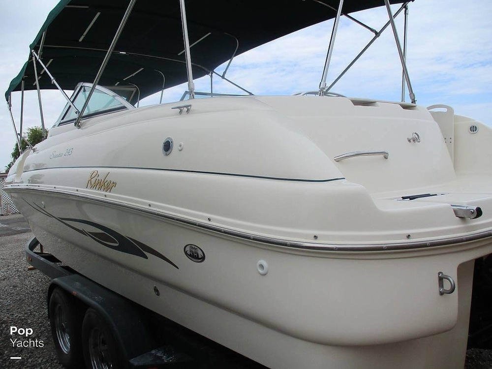 243 Rinker 2001 Rinker 243 SIESTA Deck Boat for Sale in Big River, CA