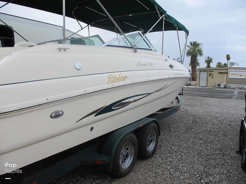 243 Rinker 2001 Rinker 243 SIESTA Deck Boat for Sale in Big River, CA