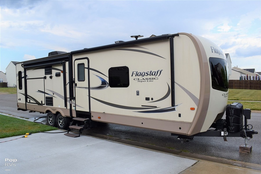 Inactive Flagstaff 8320KBS RV in Belleville, MI 303259 Pop Sells