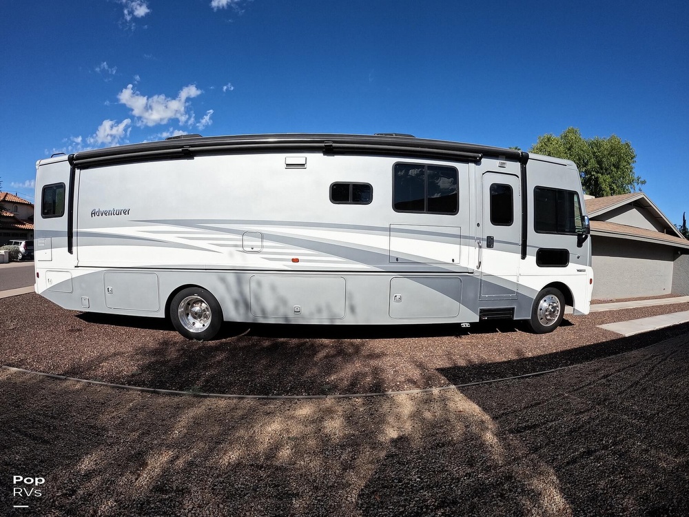 Sold Adventurer 36Z RV in Scottsdale, AZ 306281 Pop Sells