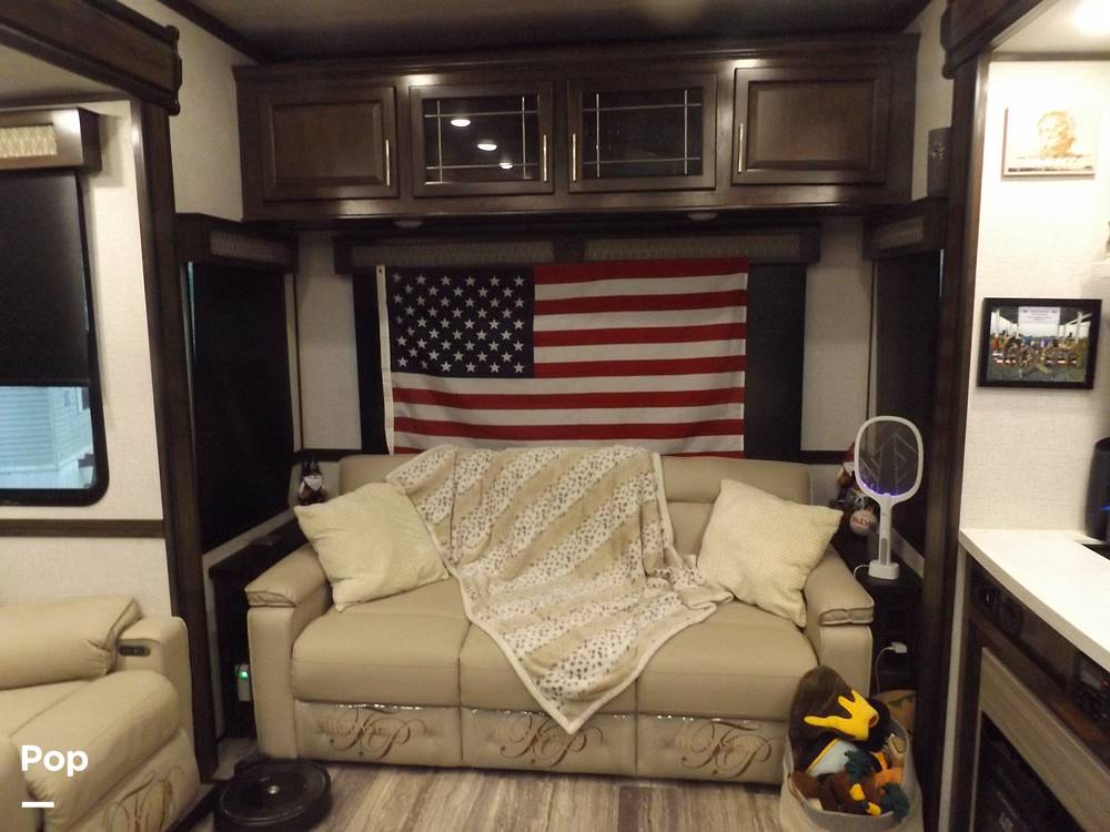 306760 Used 2021 Dutchmen Yukon 400RL for sale in Sarasota, FL