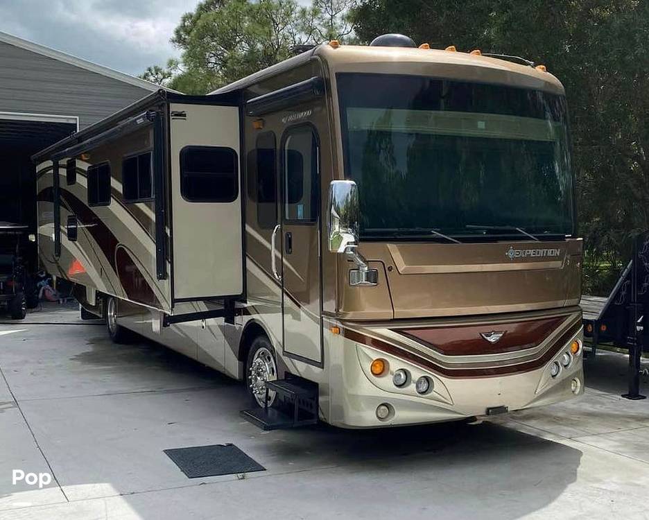 Expedition 38B RV for sale in Jupiter, FL for 134,999 310560