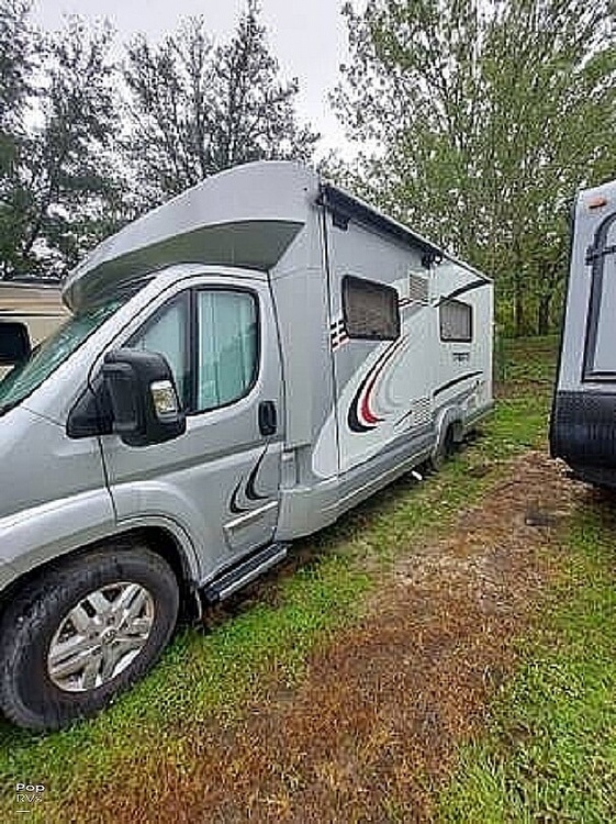 Inactive Trend 23D RV in Williston, FL 312414 Pop Sells