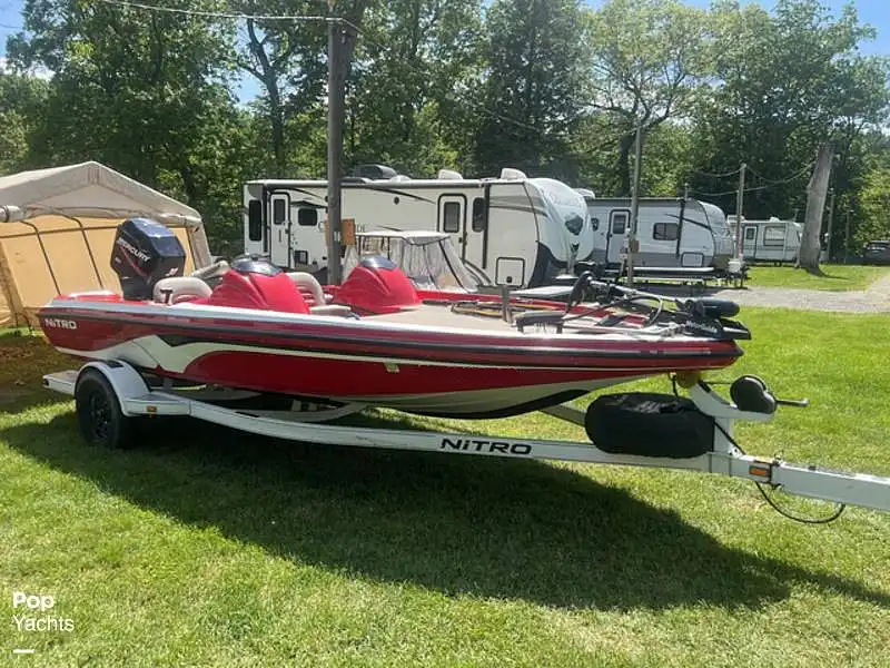 2007 Nitro 591 in Berlin Center, Ohio Pop Sells