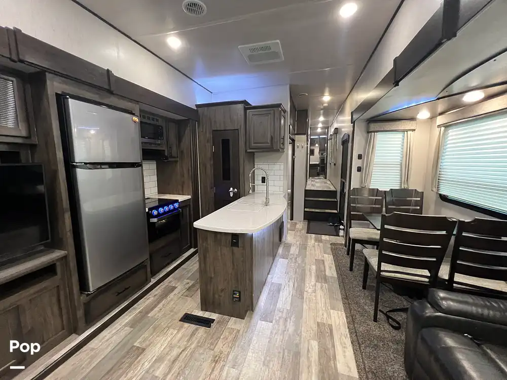 Milestone 377MB RV for sale in Andover, MN for 50,000 314950 Pop Sells