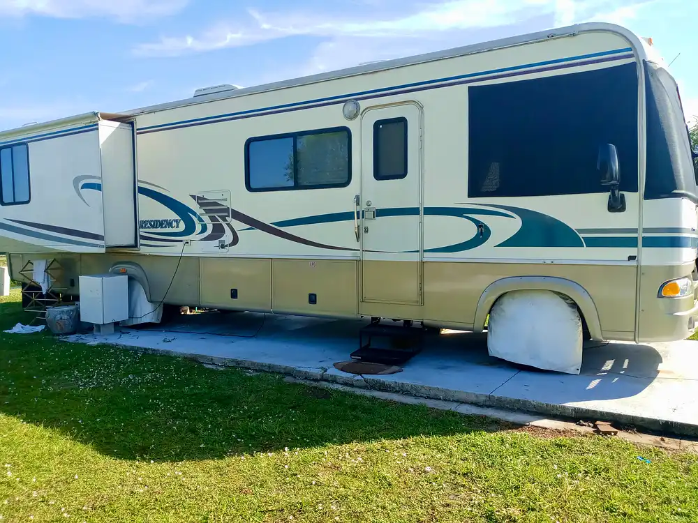 Sold Residency (by Mountain High) Class A RV in Fort Pierce, FL
