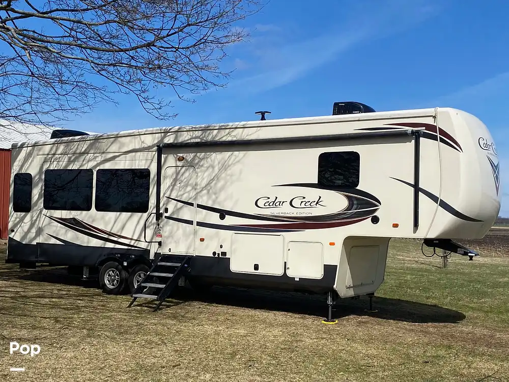 Cedar Creek Silverback 31IK RV for sale in Richland, MI for 47,900