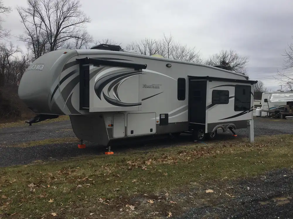 Sold Montana High Country 303RK RV in Dillsburg, PA 319562 Pop Sells