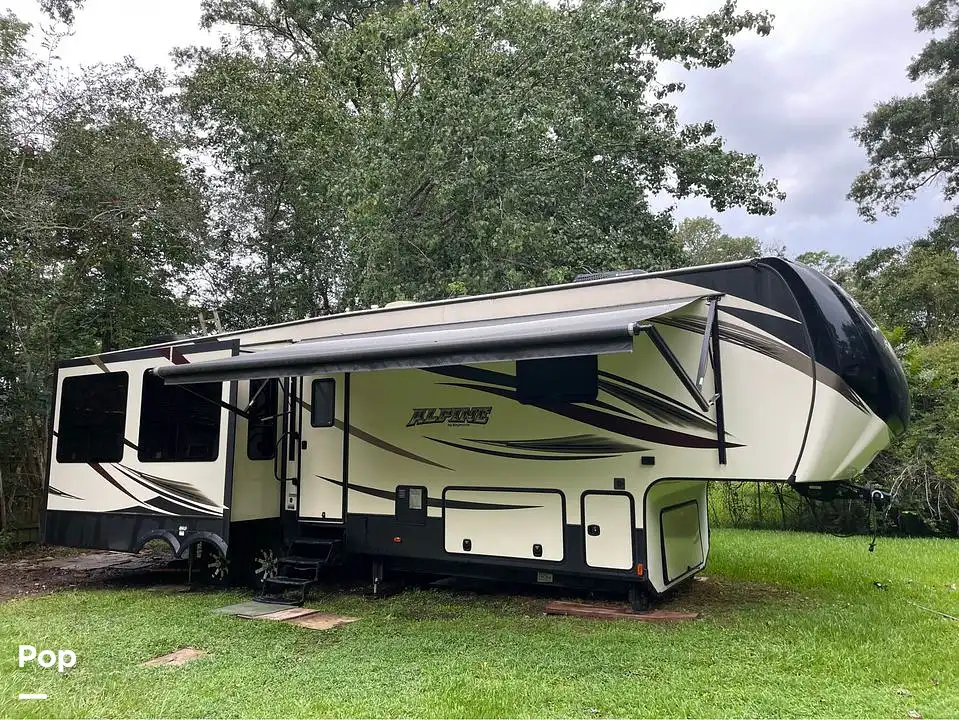 Alpine 3601RS RV for sale in Baton Rouge, LA for 32,999 319585