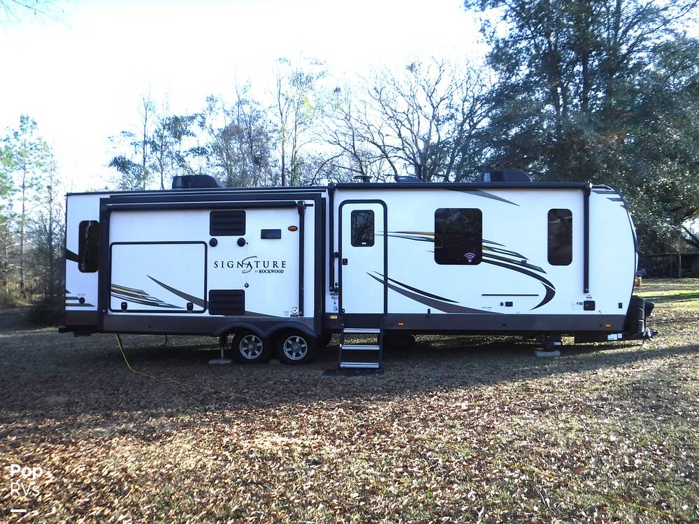 Inactive Signature 8328SB RV in Saucier, MS 322151