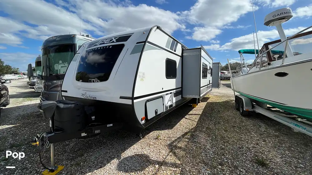 Sold Apex 300BHS RV in Palmetto, FL 323021 Pop Sells