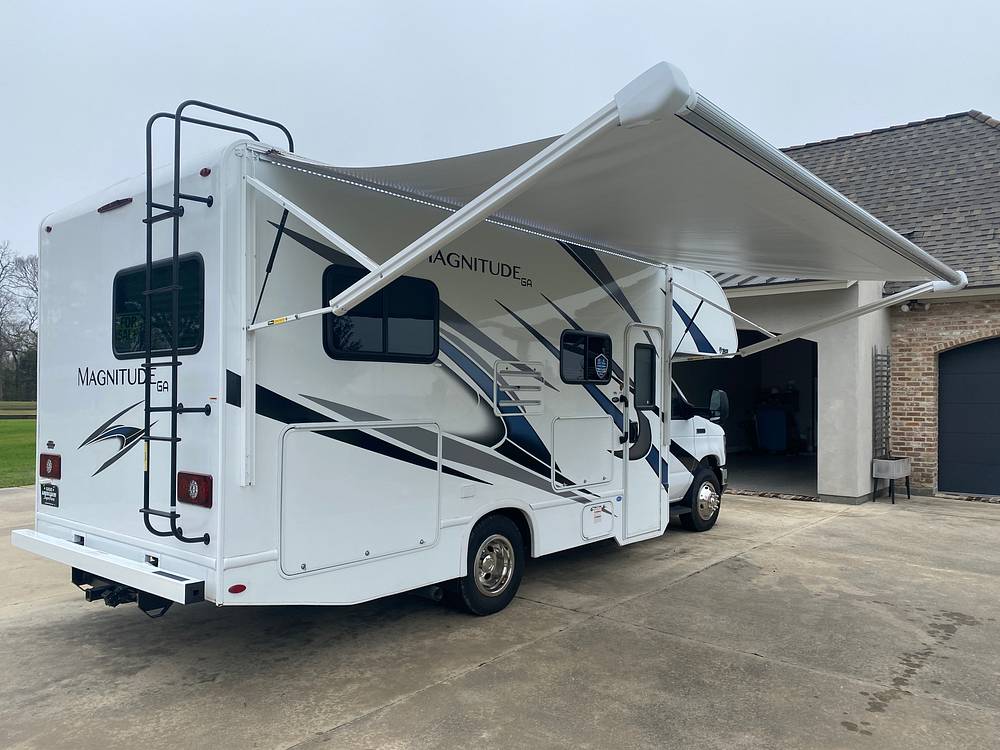 Sold Magnitude GA22 RV in Breaux Bridge, LA 324247