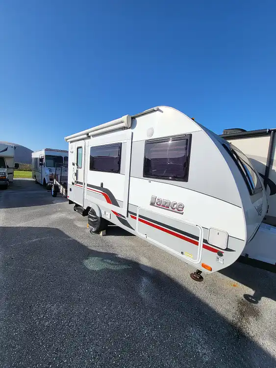 Sold Lance Travel Trailer RV in Lakeland, FL 326521 Pop Sells