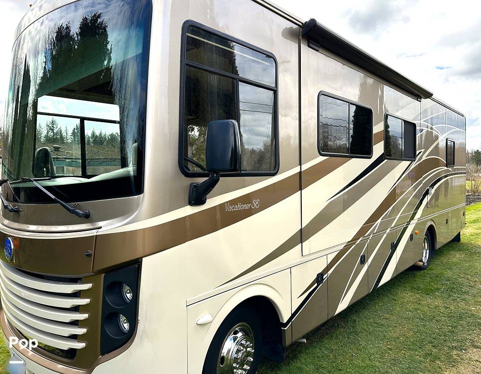 Used 2014 Holiday Rambler SE 32WBD for sale in Sarasota, FL
