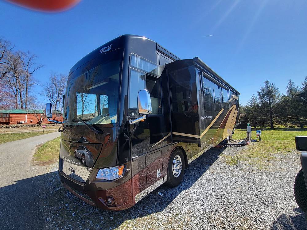 Sold Dutch Star Class A RV in Douglasville, PA 328749