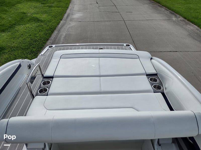 2021 Formula 270 Power boat for Sale in Ossian, IN