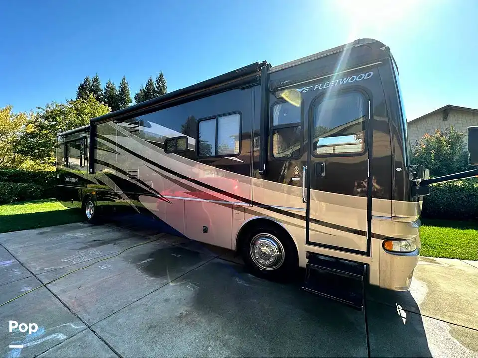 Sold Expedition 38L RV in Vacaville, CA 331998 Pop Sells
