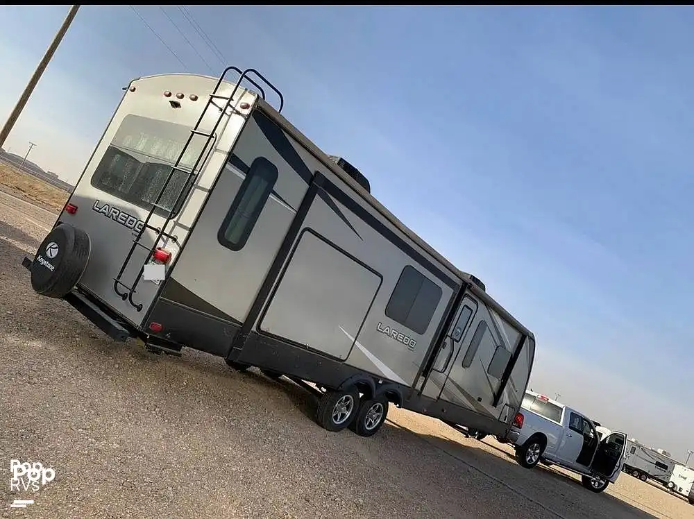 Sold Laredo 330RL RV in Odessa, TX 332635 Pop Sells
