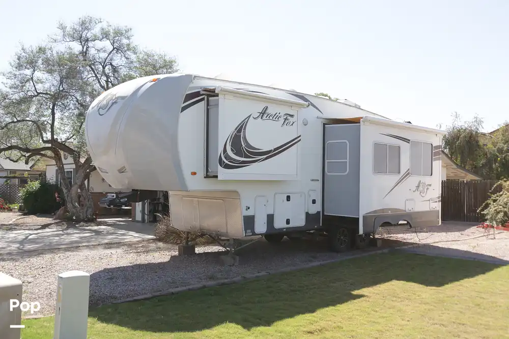 Inactive Arctic Fox Silver Fox 275L RV in Gilbert, AZ 333846 Pop