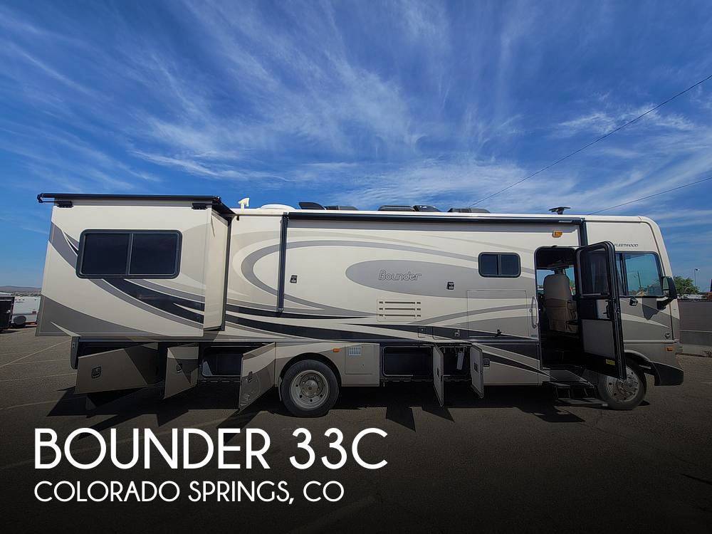 2013 Fleetwood Bounder 33C