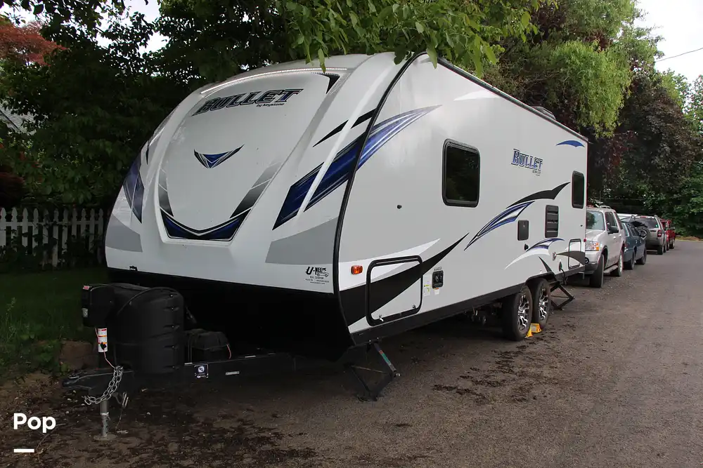 Bullet 210RUDWE RV for sale in Castle Rock, WA for 24,750 340699