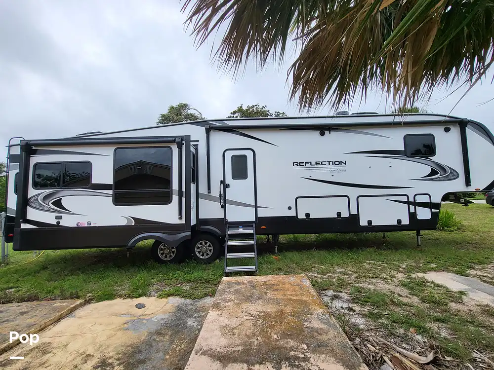 Reflection 367BHS RV for sale in Ormond Beach, FL for 55,000 346721