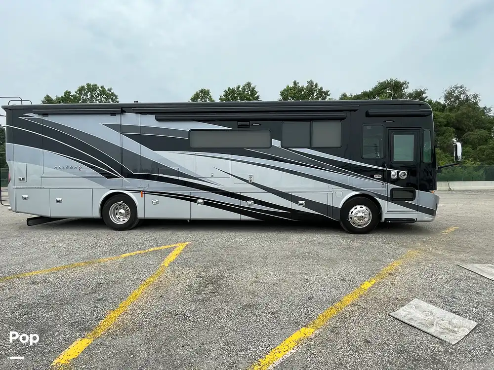 Sold Allegro Red 37PA RV in Sterling Heights, MI 347213 Pop Sells