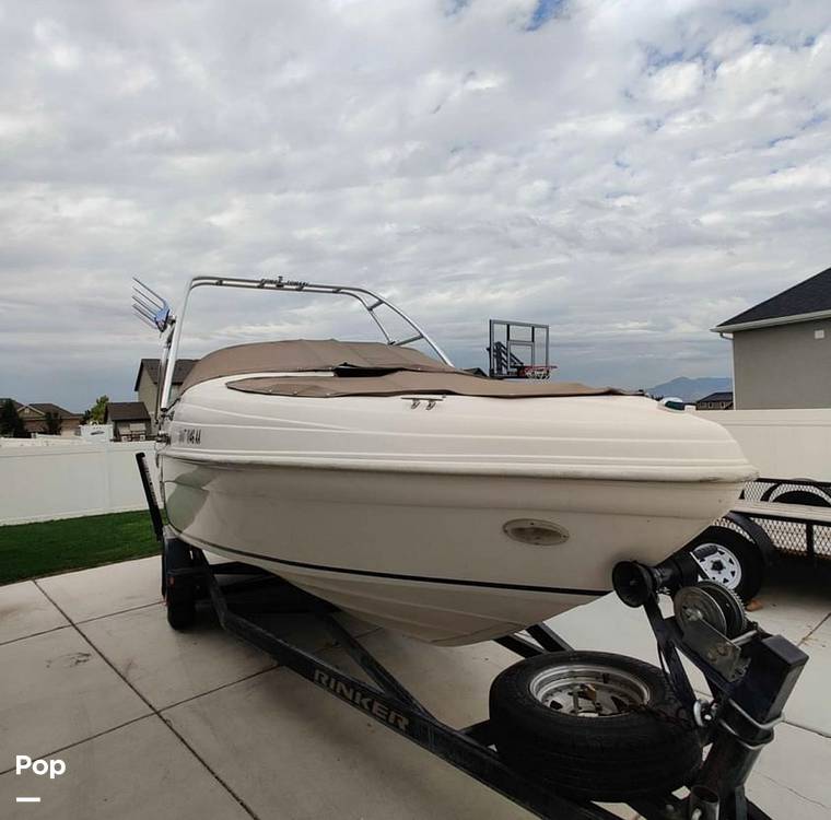 2001 Rinker 24 Power boat for Sale in West Jordan, UT