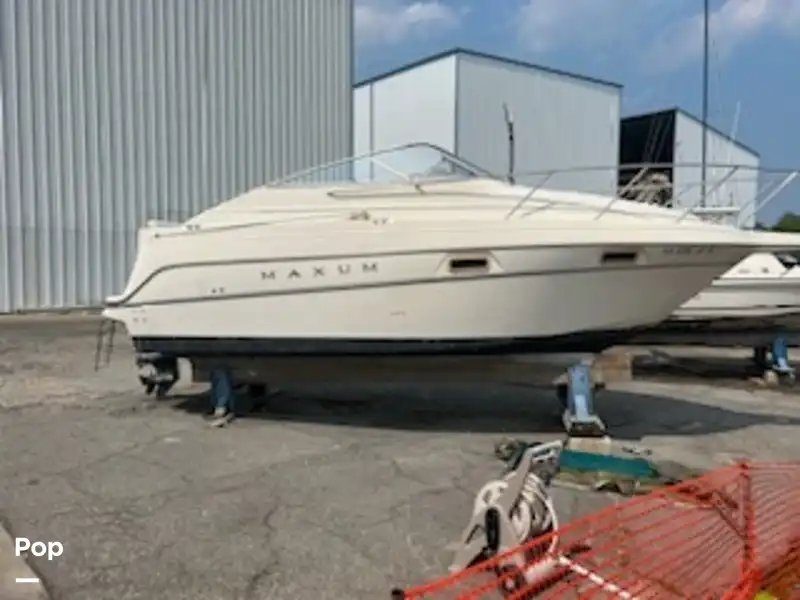 Sold Maxum 2400 SCR Boat in Hampton, VA 349831 Pop Sells