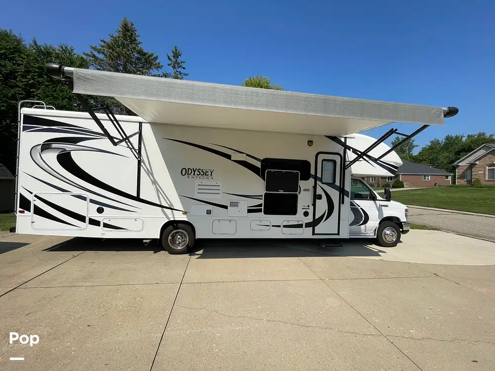 Sold Odyssey 29V RV in White Lake, MI 352820 Pop Sells