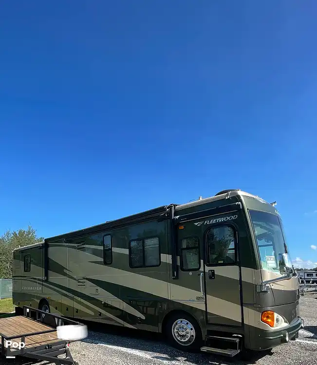 Excursion 39L RV for sale in Chesterfield, MI for 64,000 358819