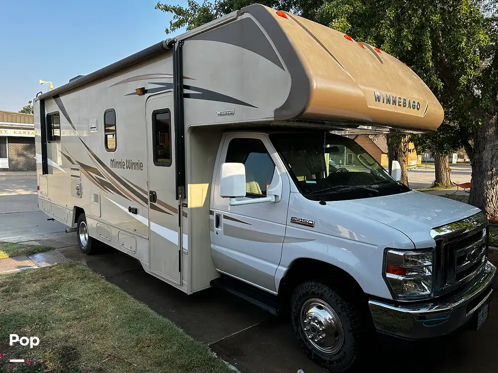 Sold Minnie Winnie 27Q RV in Kinsley, KS 358901 Pop Sells