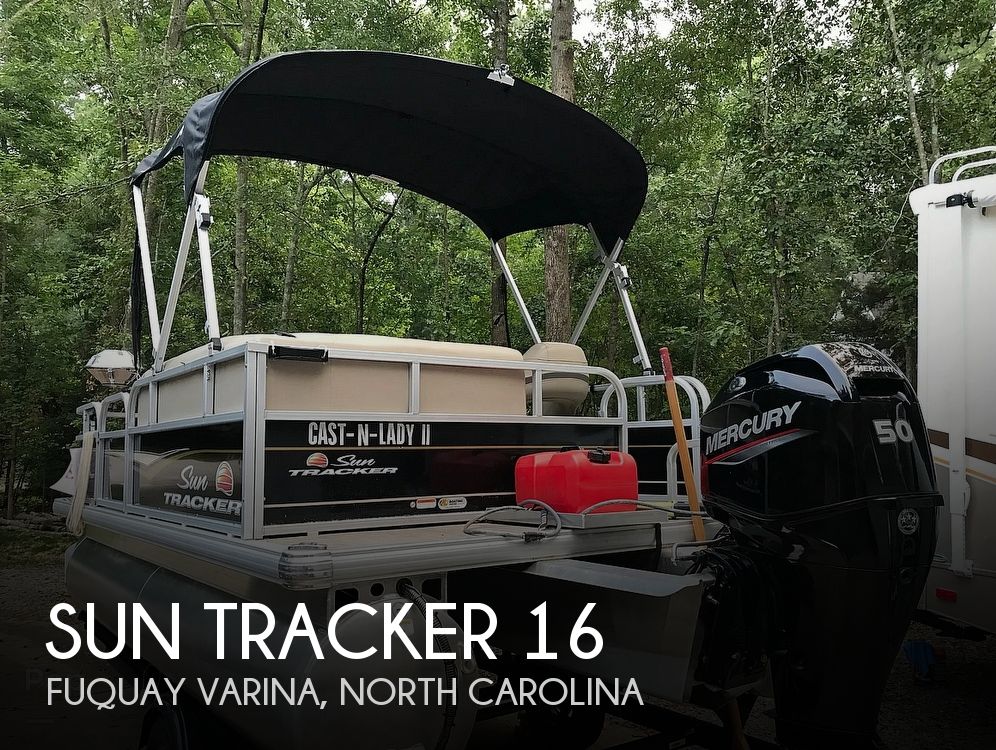 2022 Sun Tracker Bass Buggy 16 DLX Pontoon Boat for Sale in Fuquay