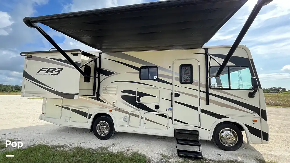 Sold FR3 25DS RV in Palmetto, FL 361882 Pop Sells