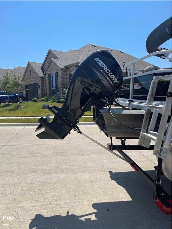 Used Pontoon Boats For Sale in Dallas, Texas by owner